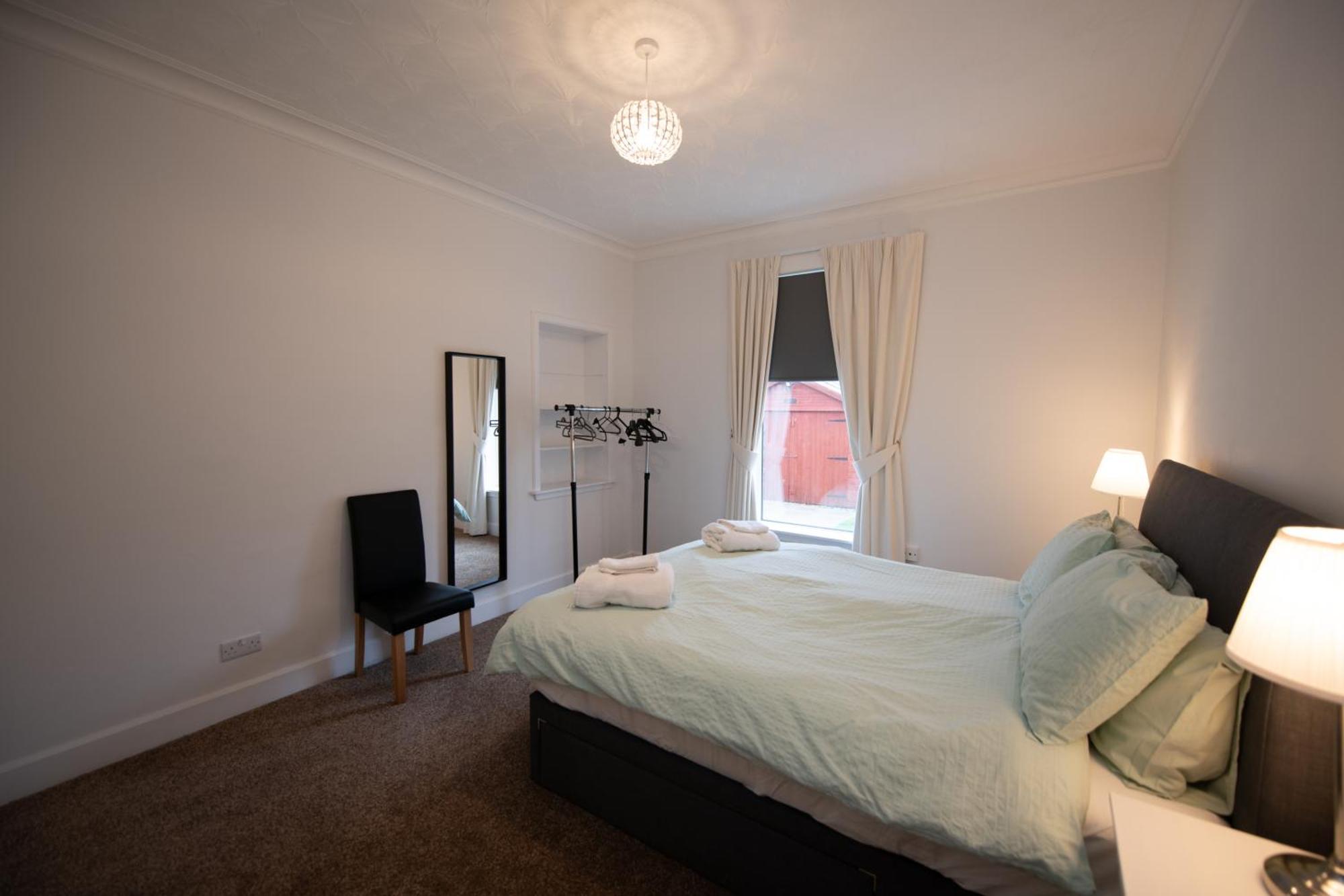 The Prestwick Pad Villa Bagian luar foto