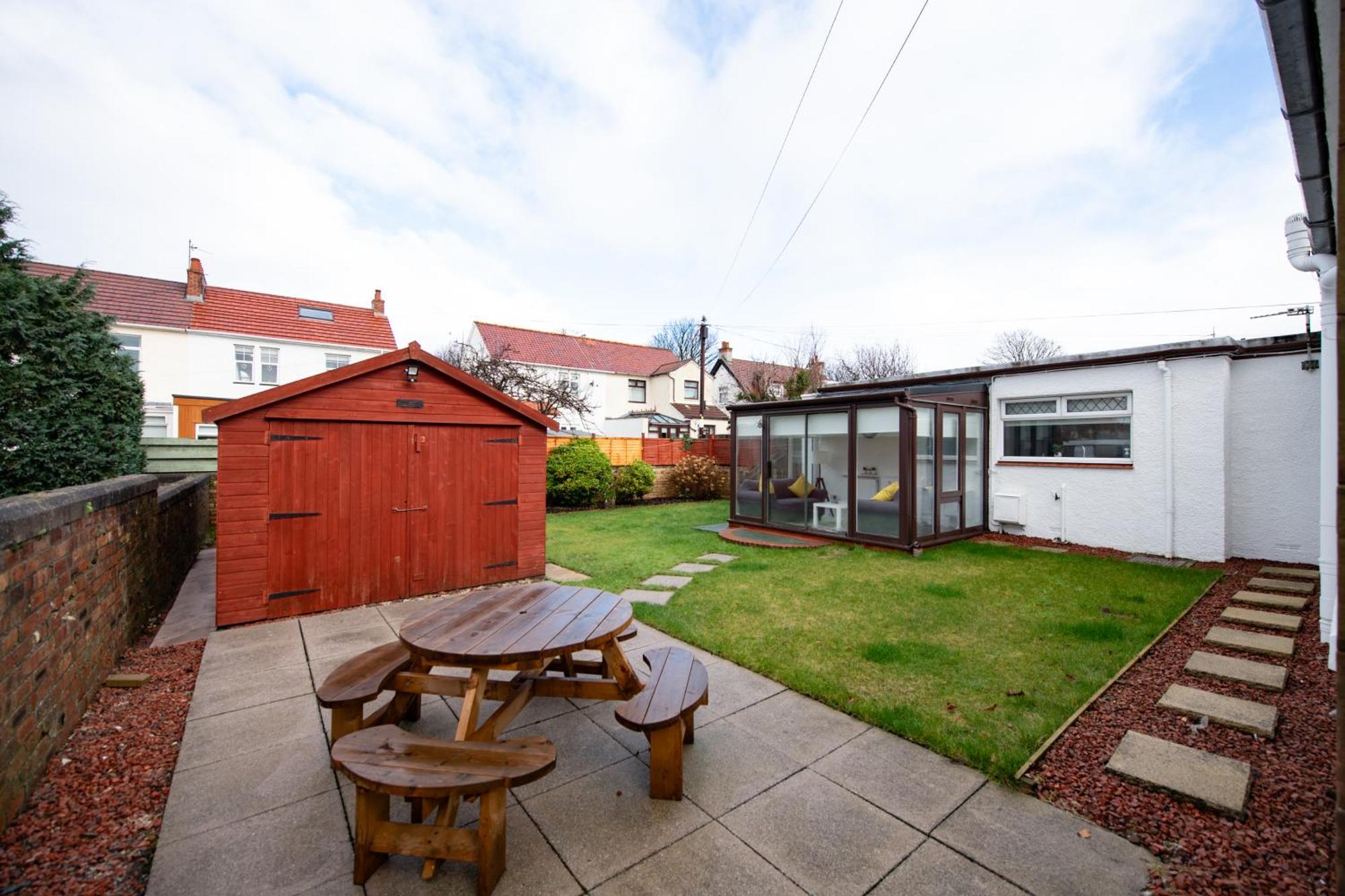 The Prestwick Pad Villa Bagian luar foto