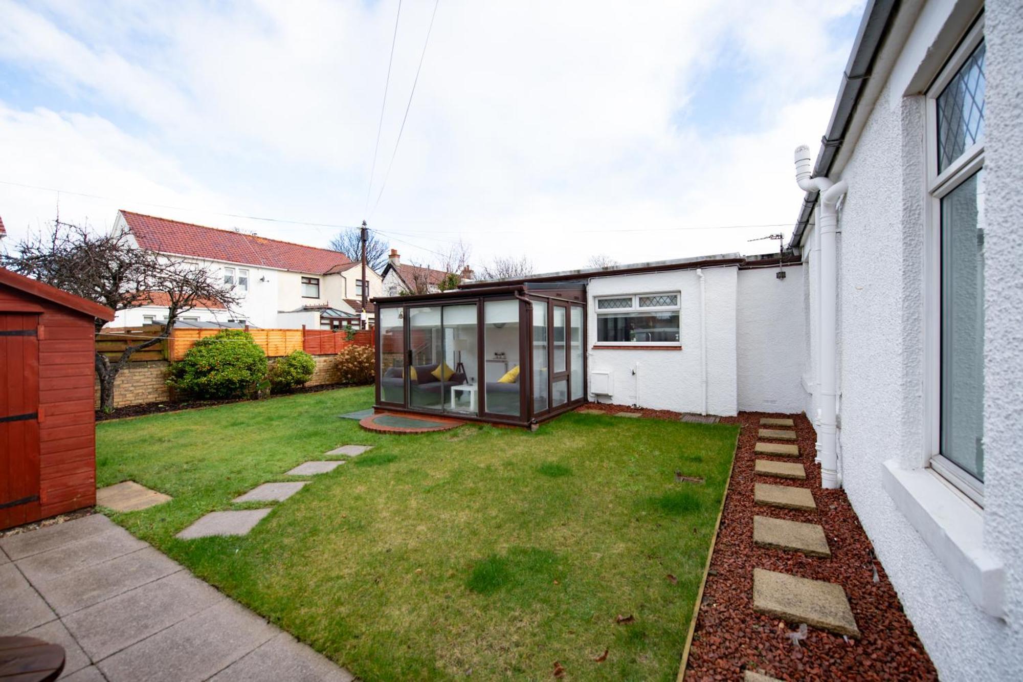 The Prestwick Pad Villa Bagian luar foto